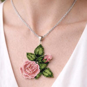Peyote brick stitch pattern pendant Roses - 12 colors - Delica Miyuki - Tutorial pdf 885-A