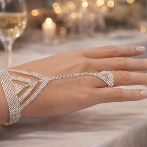 Beaded hand kiss bracelet - Peyote and  Brick Stitch Indian Bracelet with Ring - Delica Miyuki 11/0 - Patterns 1206 - Tutorial pdf