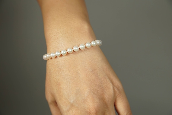 Japanese Kasumiga pearl bracelet - Stittgen Fine Jewelry | Exceptional  designs handcrafted by Vancouver's best goldsmiths