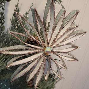 Decorazione a forma di rotolo di carta igienica riciclata, decorazione natalizia verde, decorazione a forma di stella, regalo