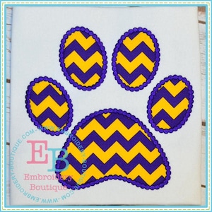 Dotted Paw Print Applique, INSTANT DOWNLOAD, Multiple Sizes and Formats, Machine Embroidery Digital Design File, Pet Dog Design