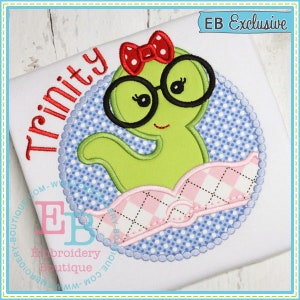 Girl Bookworm Patch Applique: Machine Embroidery Design (Digital File)