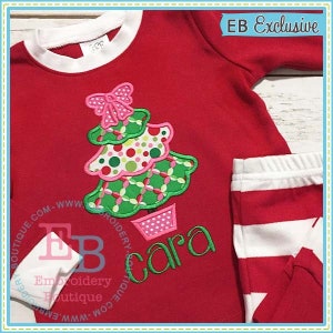 Tree Bow Applique, INSTANT DOWNLOAD, Multiple Sizes & Formats, Machine Applique Embroidery Digital File, Festive Decorated Christmas Tree