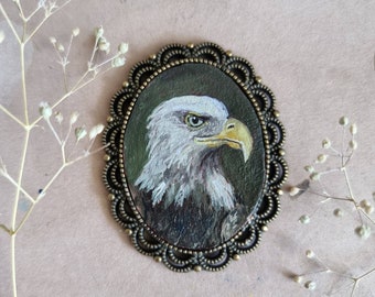 Miniature Bird Oil Painting American Eagle Tiny Original Portrait in Vintage style Frame for Dollhouse Gift Handmade Brooch Magnet Pendant