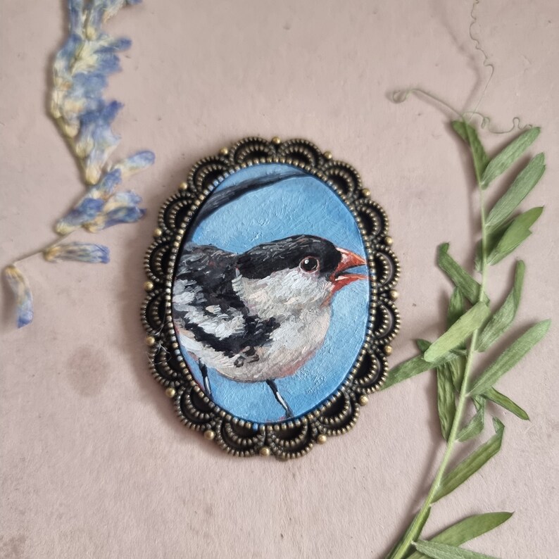 Pin Tailed Whydah - bird portrait in miniature metal frame - hand painted by me. Oil colors, cardboard. Available as brooch, pendant, magnet or painting with hook.