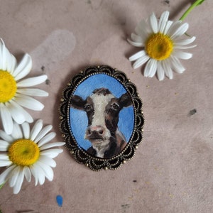 Retrato de vaca de 4 x 3 cm, arte de granja, animal en miniatura, estilo vintage, marco de pintura al óleo, pequeño regalo de pared, broche hecho a mano, colgante magnético original.