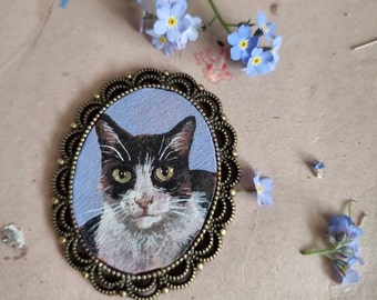 Miniature pet oil painting in a metal frame, Custom pet portrait painting Custom cat portrait Custom dog painting Commission painting