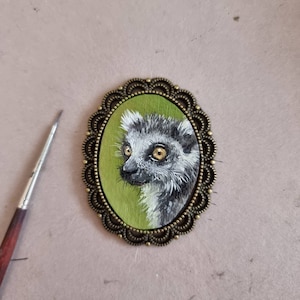 Retrato en miniatura de animal salvaje de 1,6 x 1,18 pulgadas, lémur, pequeño, original, estilo vintage, pintura al óleo enmarcada, regalo, broche hecho a mano, imán, colgante, arte