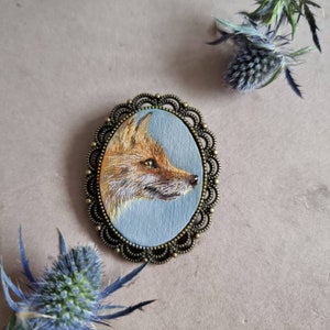 Ritratto di volpe in miniatura Originale incorniciato Dipinto a olio di animali Regalo di Natale Decorazione Spilla dipinta a mano Ciondolo magnetico Arte della fauna selvatica Fatto a mano