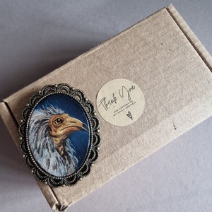 Retrato de pájaro en miniatura (4 x 3 cm), original de buitre egipcio, pintura al óleo enmarcada, regalo de Navidad hecho a mano, broche hecho a mano, imán colgante, arte.