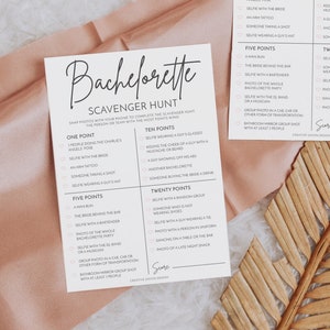 Scavenger Hunt Bachelorette Party Game, Bachelorette Party Game Template, Bachelorette Activity, Hen Party Game, Download, Modern Minimalist