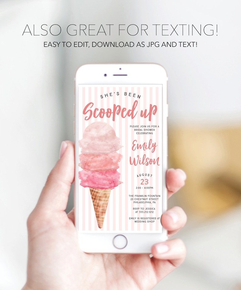 K&ouml;nnte beinhalten: Eine digitale Einladung mit rosa und wei&szlig;en Streifen und einer Aquarell-Illustration eines rosa Eisbechers. Der Text lautet "She's Been Scooped Up" und enth&auml;lt Details f&uuml;r eine Brautparty zur Feier von Emily Wilson am 23. August.