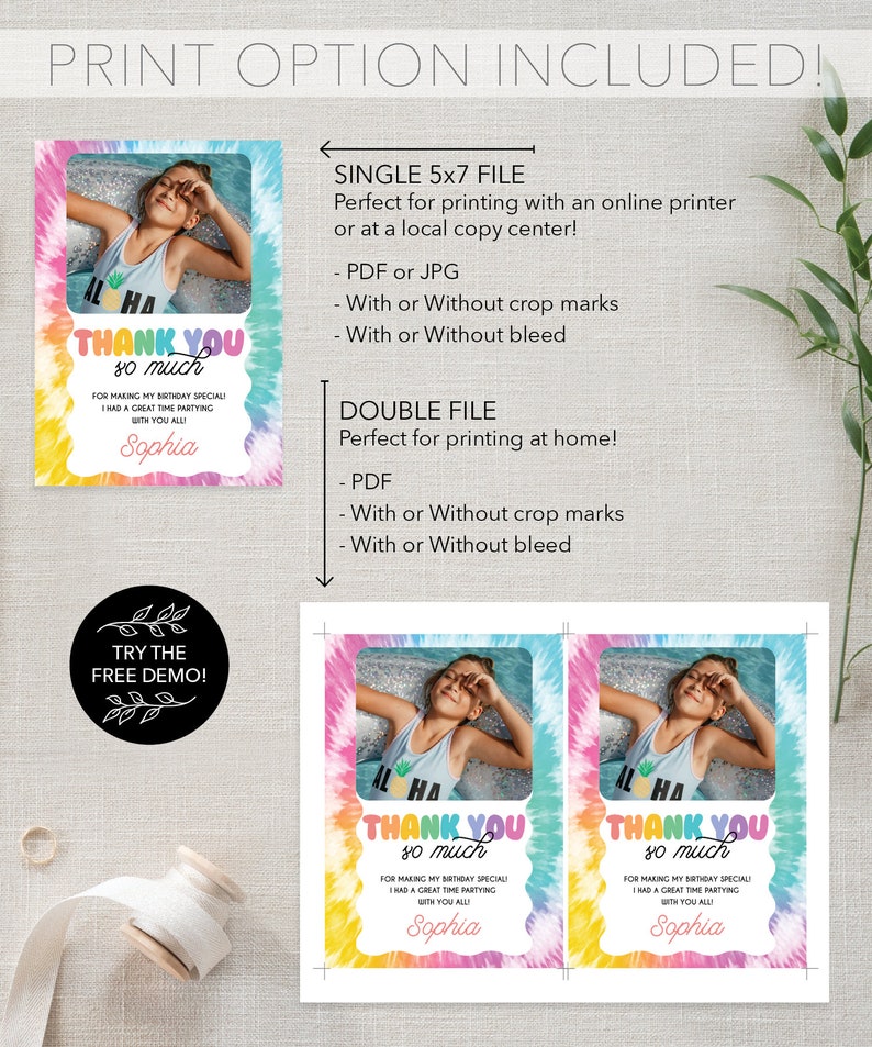 Peut inclure: Une carte de remerciement imprimable avec un fond tie-dye et une photo d'un enfant en maillot de bain. Le texte sur la carte dit "Merci beaucoup" et "Pour avoir rendu mon anniversaire sp&eacute;cial ! J'ai pass&eacute; un bon moment &agrave; faire la f&ecirc;te avec vous tous ! Sophia".