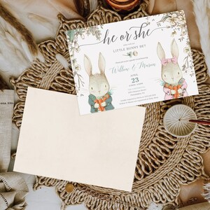 Modèle d'invitation vintage pour révélation du sexe d'un bébé lapin, thème lapin, révélation du sexe sur le thème de la forêt, à télécharger, garçon ou fille, bébé lapin image 2