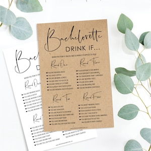 Può includere: Una carta di gioco per feste di addio al nubilato stampabile con il testo "Bachelorette Drink If..." e quattro round di richieste. La carta è stampata su carta marrone con un aspetto rustico.