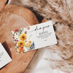 Tirage au sort de couches pour baby shower, Fleurs sauvages, Carte d'insertion pour baby shower, Imprimable, Apportez un paquet de couches, Jeu de baby shower, Fleurs pressées