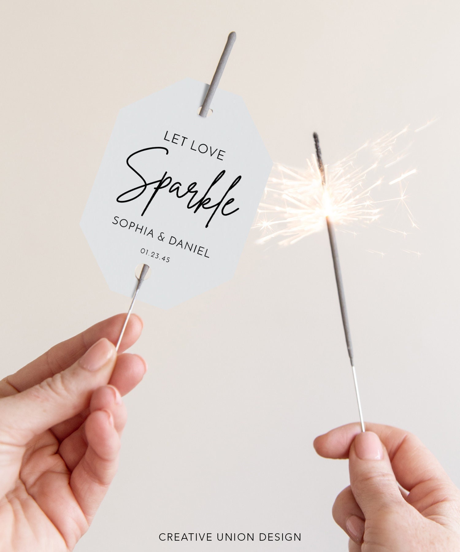 100 Etichette Bomboniera Personalizzate "Let Love Sparkle" - Cartoncino Kraft 7x4,5 Cm - Darling Souvenir