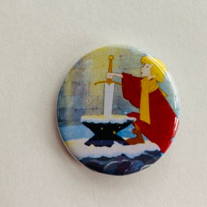 Disney - Sword in the Stone King Arthur 1.25 inch Button Pin