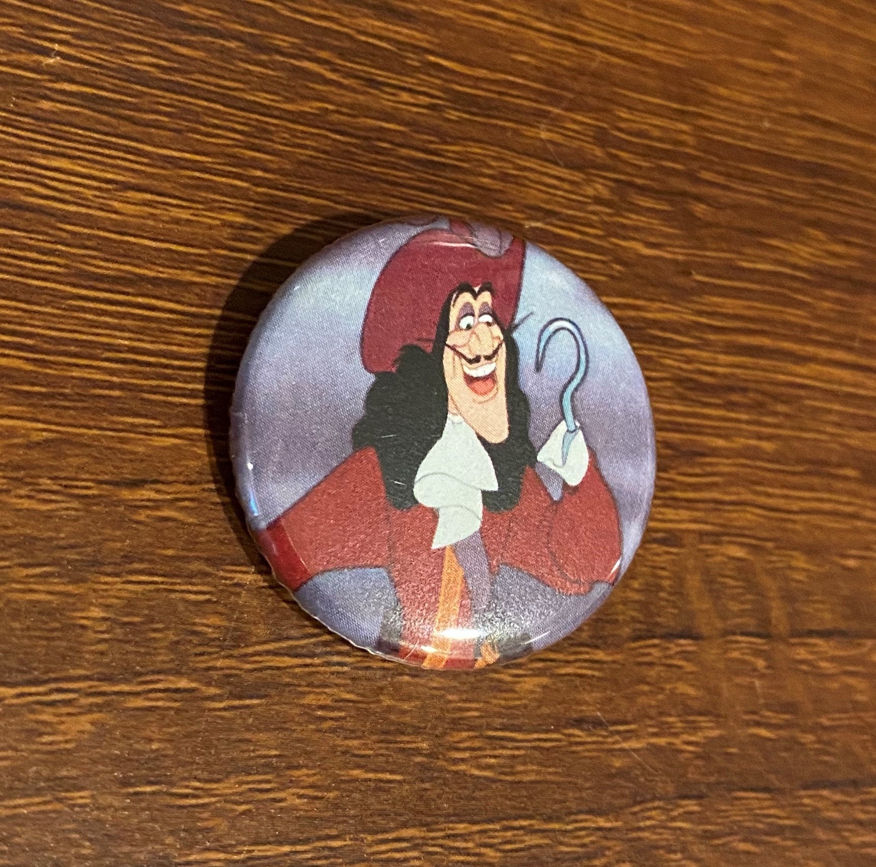 Disney Peter Pan Captain Hook Villian 1.25 Inch Button Pin 
