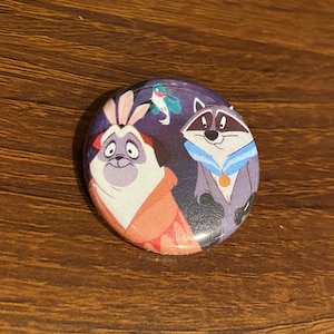 Disney - Pocahontas - Meeko Flit and Percy 1.25 inch Button Pin