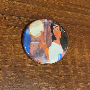 Disney - The Hunchback of Notre Dame Esmeralda 1.25 inch Button Pin