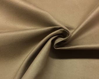 DESIGNER MICROFIBER KHAKI Beige Wildleder Typ Microsuede Craft Polsterung Kissen Kissen Vorhang Bettwäsche Stoff Schüttgut 135 cm breit # BD690