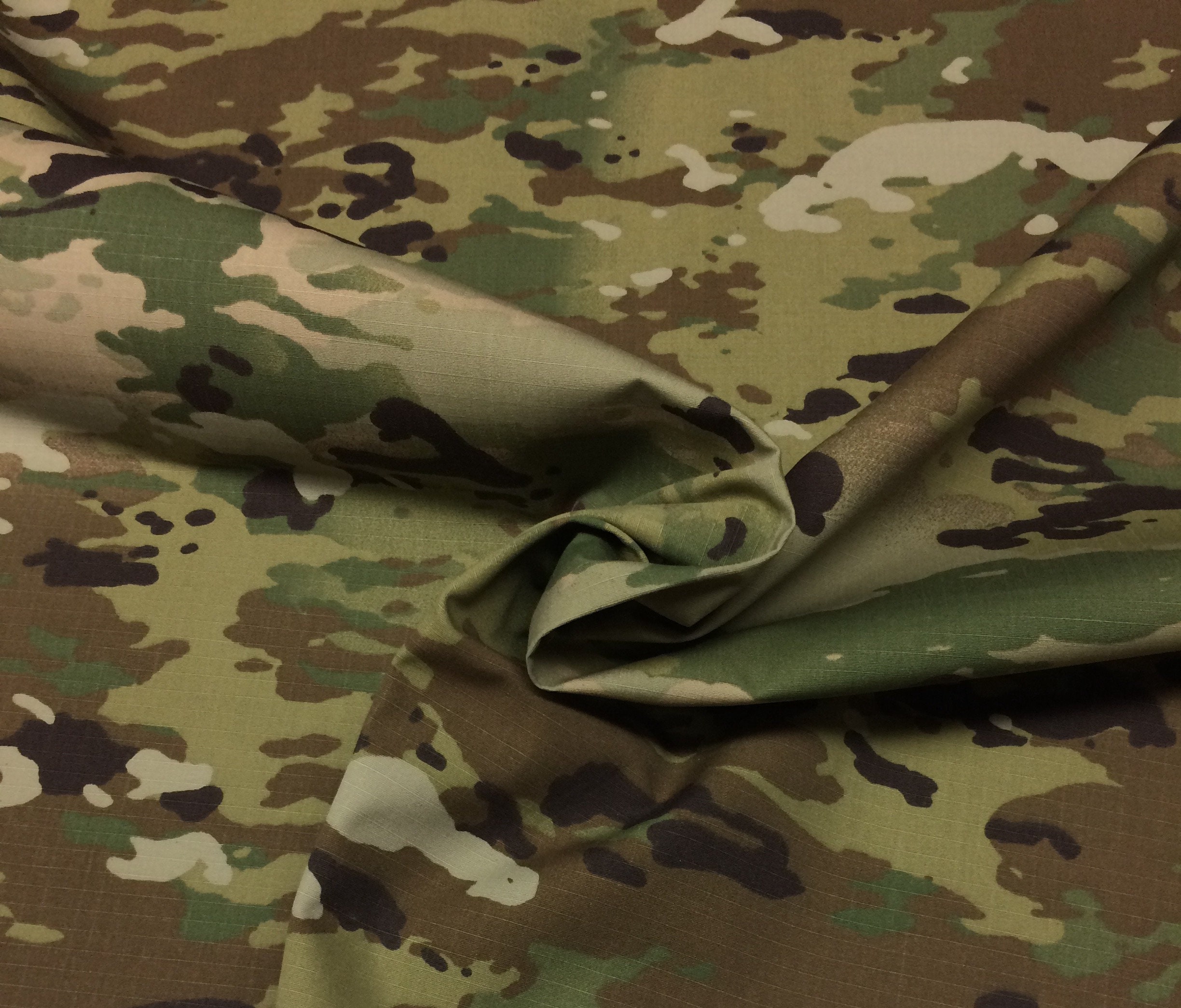 Tela de Camuflaje Militar y de Protección de Nylon, Fabricante de tejidos  funcionales y de punto