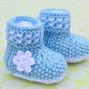 Boot Style Twinkle-Twinkle Baby Booties Knitting Pattern (PDF download)