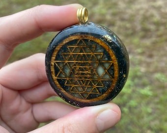 Sri Yantra. Orgone Pendant Necklace. Made w Elite Shungite, Vivianite & Tensor Ring. Powerful. 5G Protection.