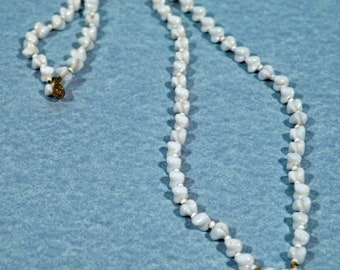 Vintage Milk Glass Bead Necklace