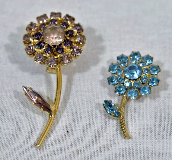 Rhinestone Flower Brooches - Vintage set of 2