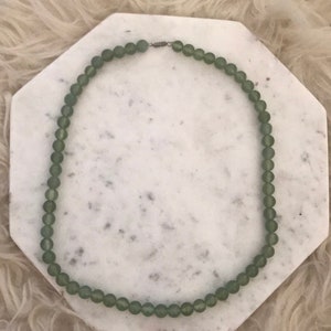 Genuine Vintage green jade Beaded String Necklace Dainty Choker Fine Jewelry Chinese 15”