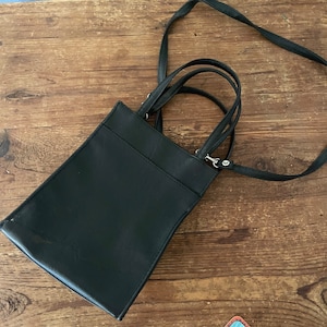 Vintage 90s French l’gent black faux leather crossbody purse bag