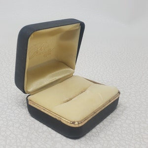 Vintage Black Leatherette Ring Presentation Box