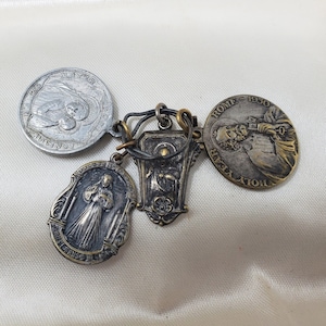 Pope Pius XII Roman Catholic Medal Pendant Collection Set of Four