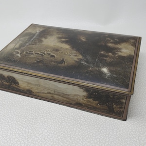 Vintage Uneeda Biscuit Tin: National Biscuit Co. Farm Scene Storage Box