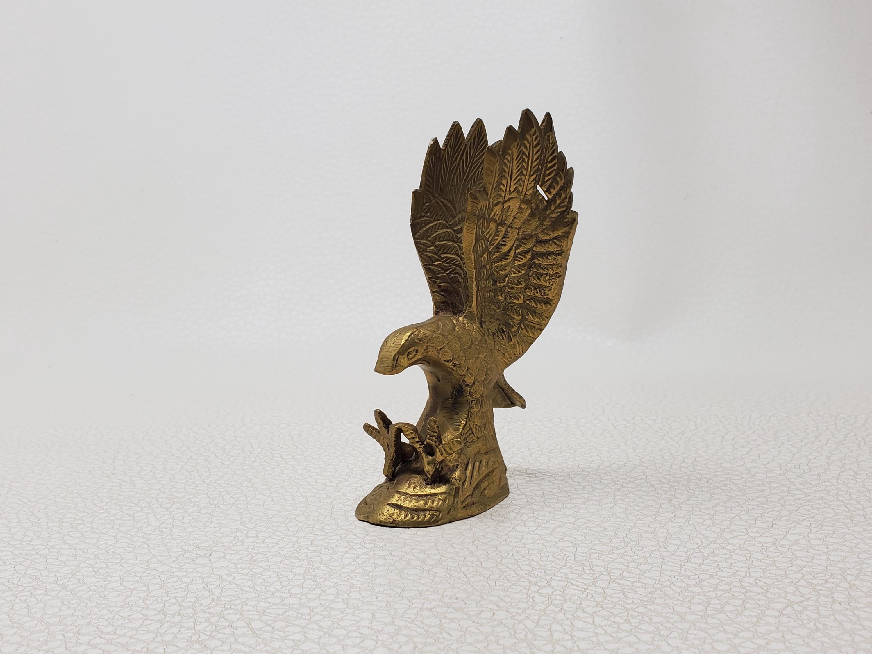 ヴィンテージ真鍮製鷲の彫刻置物 - Etsy 日本