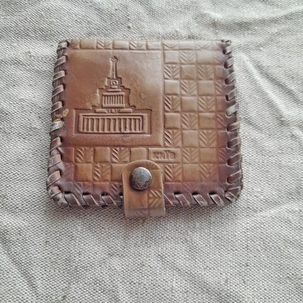 Vintage wallet for mens, Ukrainian brown leather wallet, Small tooled leather, Kyiv coin purse, Snap closure, Unique gift idea for boyfriend