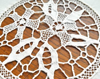 Gestickter weißer Vorhang: Vintage Runde Spitze Cutwork, Schmaler Spitzenbesatz