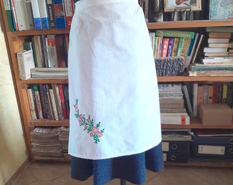 Vintage Cotton Hostess Apron without pocket: White Maid Apron, Floral and Flower Embroidery