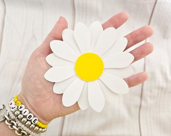 Set of 24 Pcs - Large Daisy Die Cut, Daisy Confetti