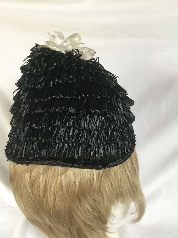 Vintage 1950's Black Beehive Fringe Hat - image 5