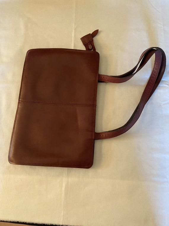 Beautiful Vintage Brown Leather Purse - image 5