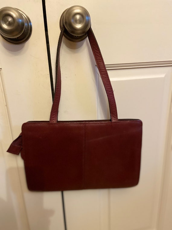 Beautiful Vintage Brown Leather Purse - image 4