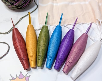 Empuñadura suave y elegante de silicona premium con diseño de gema para ganchos de ganchillo, alivio ergonómico de la fatiga de la mano, comodidad para el lápiz óptico