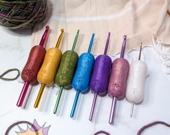 Squishy Grip Gemstone Collection MINI Matita Intercambiabile in Silicone con Impugnatura per Uncinetto - Impugnatura Ergonomica - Uncinetto