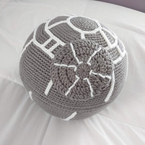 Crochet Pattern: That's No Moon Pillow Pattern Nerd Gift Handmade Decor image 3