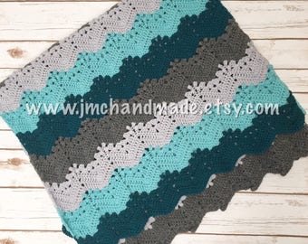 Crochet Chevron Afgan - Crochet Blanket - Baby Blanket - vivid chevrons pattern