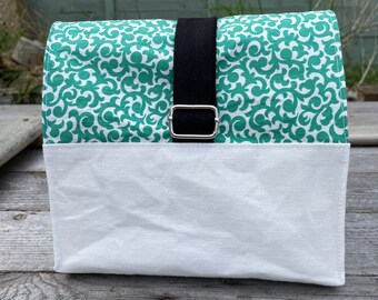 Small handmade project bag in green and white vine print - project bag for knitting - project bag for crochet - free standing project bag