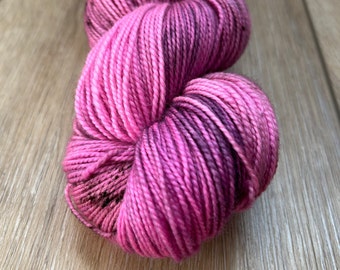 Rhodochrosite: pink grey and brown speckles superwash merino/nylon fingering weight 4ply sock yarn, high twist OOAK 100g skein